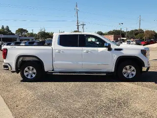 GMC Sierra 1500 2022 4x4 SLE 4dr Crew Cab 5.8 ft. SB