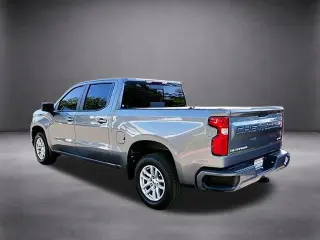 Chevrolet Silverado 1500 2021 4x2 RST 4dr Cab de Tripulación de 5.8 ft. SB