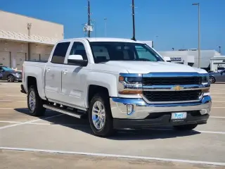 Chevrolet Silverado 1500 2017 4x2 LT 4dr Crew Cab 5.8 ft. SB