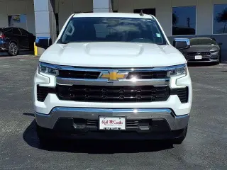 Chevrolet Silverado 1500 2023 4x2 LT 4dr Cab con motor de 5.8 ft. SB