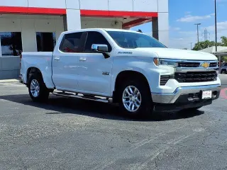 Chevrolet Silverado 1500 2023 4x2 LT 4dr Cab con motor de 5.8 ft. SB