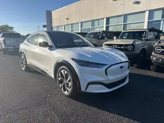 Ford Mustang Mach-E 2023 AWD Premium 4dr SUV