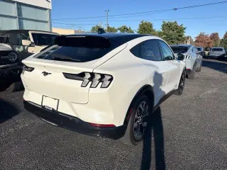 Ford Mustang Mach-E 2023 AWD Premium 4dr SUV