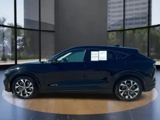 Ford Mustang Mach-E 2023 AWD Premium SUV 4dr