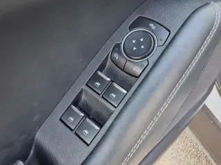 Ford Mustang Mach-E 2024 Select 4dr SUV