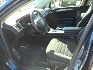 Ford Fusion 2018 SE 4dr Sedán