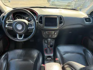 Jeep Compass 2017 4x4 Trailhawk 4dr SUV (lanzamiento del medio año)