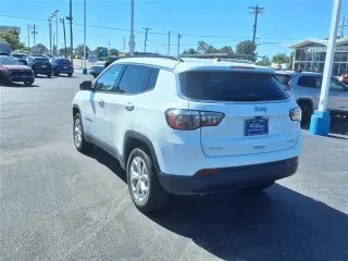 Jeep Compass 2024 4x4 Latitude 4dr SUV