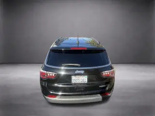 Jeep Compass 2021 Latitude SUV de 4 puertas