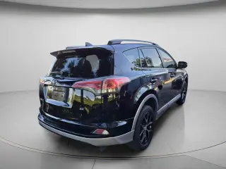 Toyota RAV4 2018 SE SUV de 4 puertas
