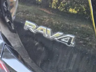Toyota RAV4 2018 SE SUV de 4 puertas
