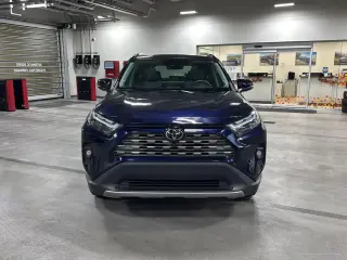 Toyota RAV4 2023 AWD Limited 4dr SUV