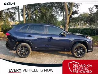 Toyota RAV4 Híbrido 2020 AWD XSE SUV 4 puertas