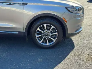 Lincoln Nautilus 2023 AWD Reserve 4dr SUV