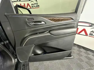 Cadillac Escalade ESV 2021