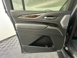 Cadillac Escalade ESV 2021
