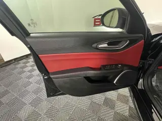 Alfa Romeo Giulia 2021
