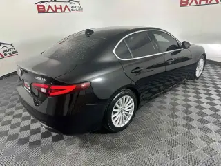 Alfa Romeo Giulia 2021