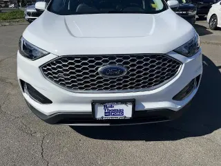 Ford Edge 2024 con tracción en las fouraz SEL 4dr SUV