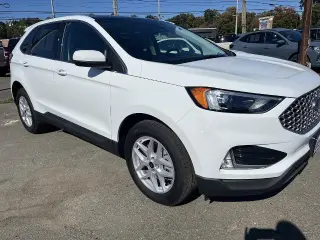 Ford Edge 2024 con tracción en las fouraz SEL 4dr SUV