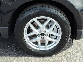 Ford Edge 2023 AWD SEL 4dr Crossover