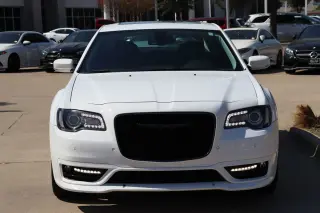 2021 Chrysler 300