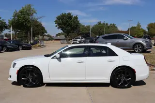 2021 Chrysler 300