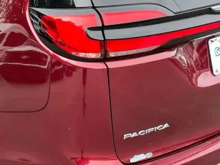 Chrysler Pacifica Híbrido 2022 Touring L 4dr Mini-Van