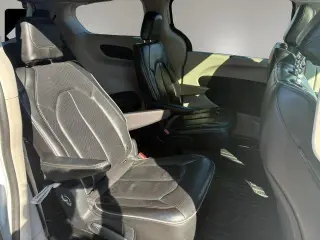 Chrysler Pacifica 2020 Limited 4dr Minivan