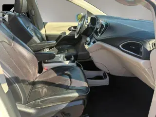 Chrysler Pacifica 2020 Limited 4dr Minivan