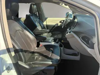 Chrysler Pacifica 2020 Limited 4dr Minivan