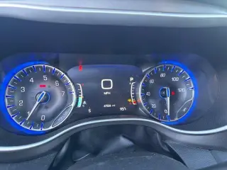 Chrysler Pacifica 2023 Touring L 4dr Mini-Van