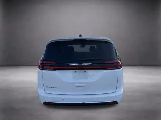 Chrysler Pacifica 2023 Touring L 4dr Mini-Van
