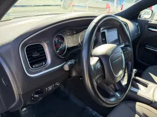 Dodge Charger 2022 SXT Sedán de 4 puertas
