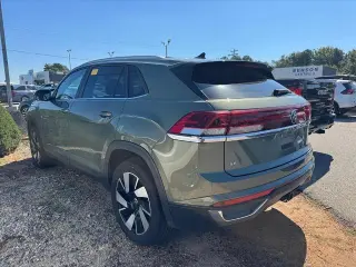 Volkswagen Atlas Cross Sport 2026 SE 4dr SUV con tecnología