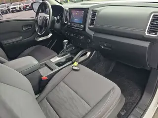 Nissan Frontier 2022 4x4 SV 4dr Crew Cab 6.1 ft. LB