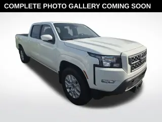 Nissan Frontier 2022 4x4 SV 4dr Crew Cab 6.1 ft. LB