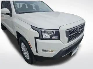 Nissan Frontier 2022 4x4 SV 4dr Crew Cab 6.1 ft. LB