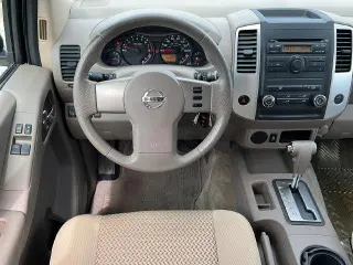 Nissan Frontier 2012 4x2 S 4dr King Cab Pickup 5M