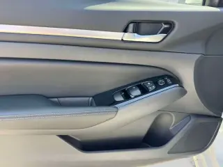 Nissan Altima 2025 2.5 SL 4dr Sedán