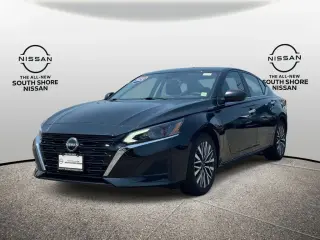 Nissan Altima 2025 2.5 SV 4dr Sedán