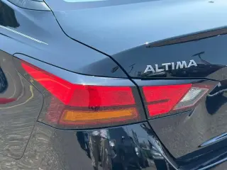 Nissan Altima 2025 2.5 SV 4dr Sedán