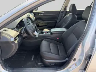 Nissan Altima 2024 2.5 SV 4dr Sedán