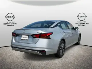 Nissan Altima 2024 2.5 SV 4dr Sedán