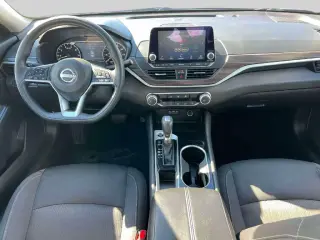 Nissan Altima 2024 2.5 SV 4dr Sedán