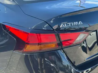Nissan Altima 2024 2.5 SV 4dr Sedán