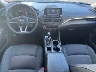 Nissan Altima 2024 2.5 SV 4dr Sedán