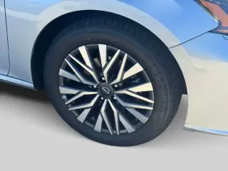 Nissan Altima 2024 2.5 SV 4dr Sedán