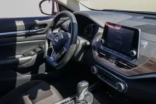 Nissan Altima 2023 2.5 SV 4dr Sedán