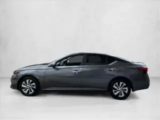 Nissan Altima 2025 2.5 S 4dr Sedán